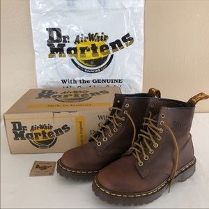 Dead Stock Vintage Dr. Marten Boots